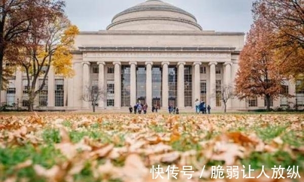 该校|北美开学记：放弃留学“不太可能”，留下读书又被疫情支配