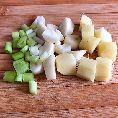 小米蒸鸡腿