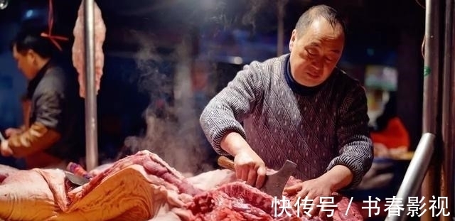 清洗肥肠:用醋用盐都不对,牢记这3点,肥肠洗得干净还无异味