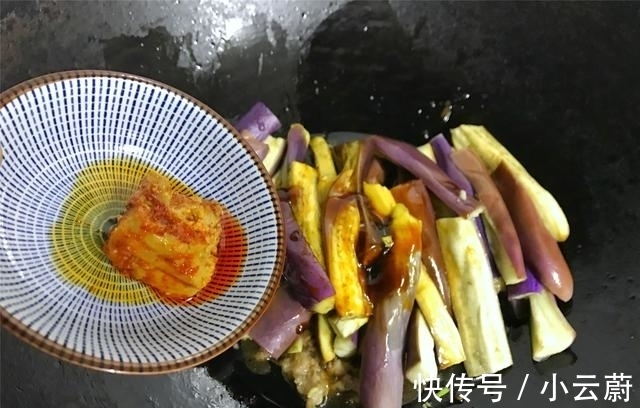 回锅茄子|茄子别再油焖了,教你新吃法,不炒不炸,开胃下饭,百吃不腻