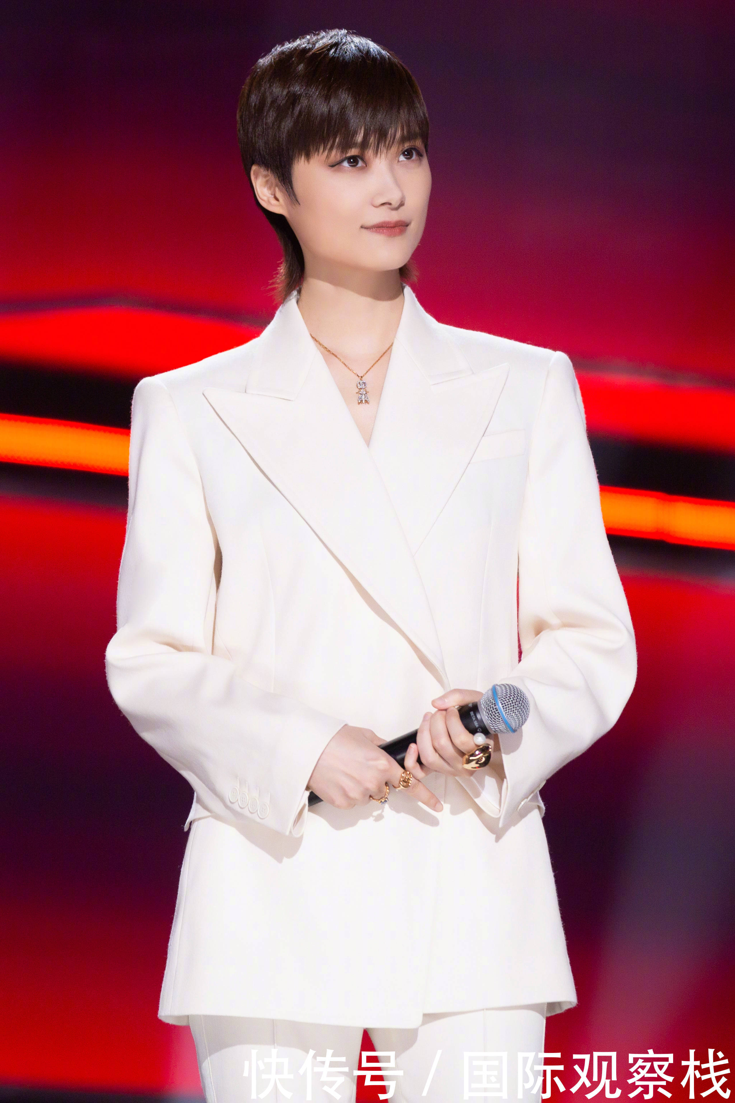 《中国好声音》彻底没落,导师咖位越来越低,李宇春为何难堪重任