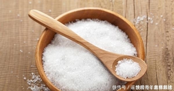 阿雅|宝宝吃盐别太晚，晚于这个时间不利于孩子发育，家长要多注意了