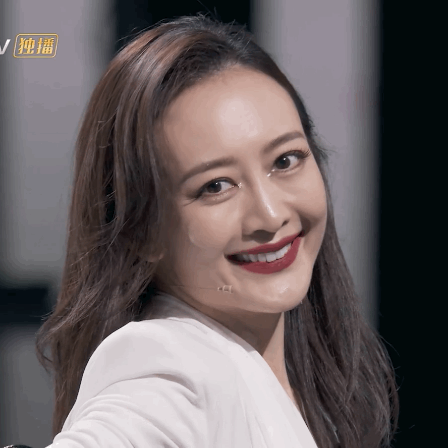 “人间水蜜桃”卸妆变大妈, 当红女艺人化妆堪比“整容”, 厉害!