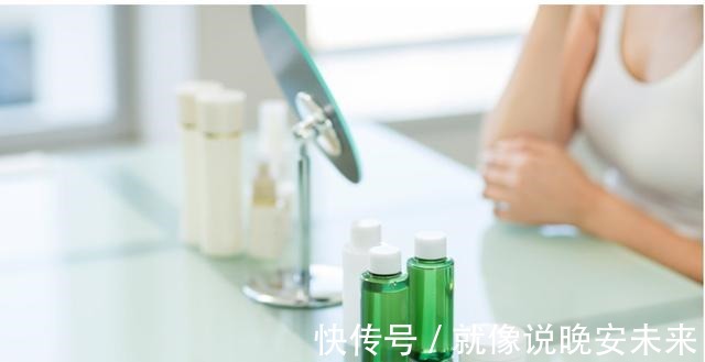 防腐剂 谈“成分”色变!护肤品中的防腐剂、酒精、香精,到底有多可怕!