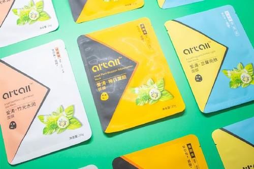 三款国产面膜，让你的皮肤在春节假期里悄悄变好