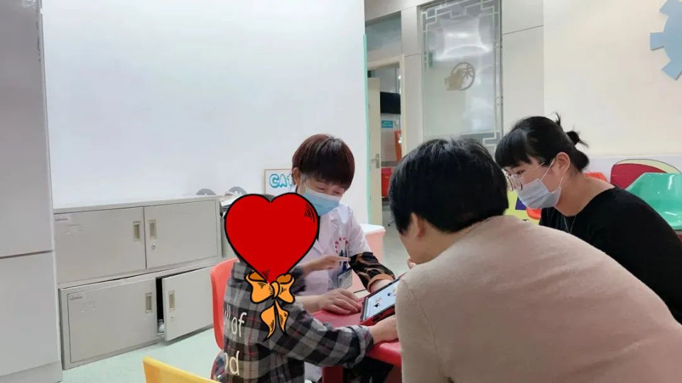 卡顿|解决儿童语言发育问题让“口吃”变“口才”