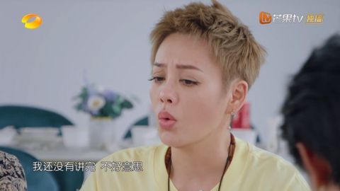 干活|《中餐厅5》宁静被恶剪？干活全程背景板，与黄晓明吵架镜头不对劲