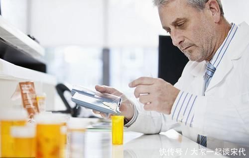 长期服用降压药的人,要随时留意身体的这2种表现,若你有要注意