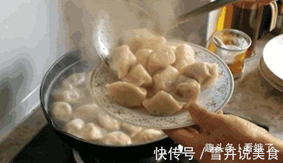 白菜饺子最好吃的做法,调馅是关键,大厨详解,3大盘子不够吃!