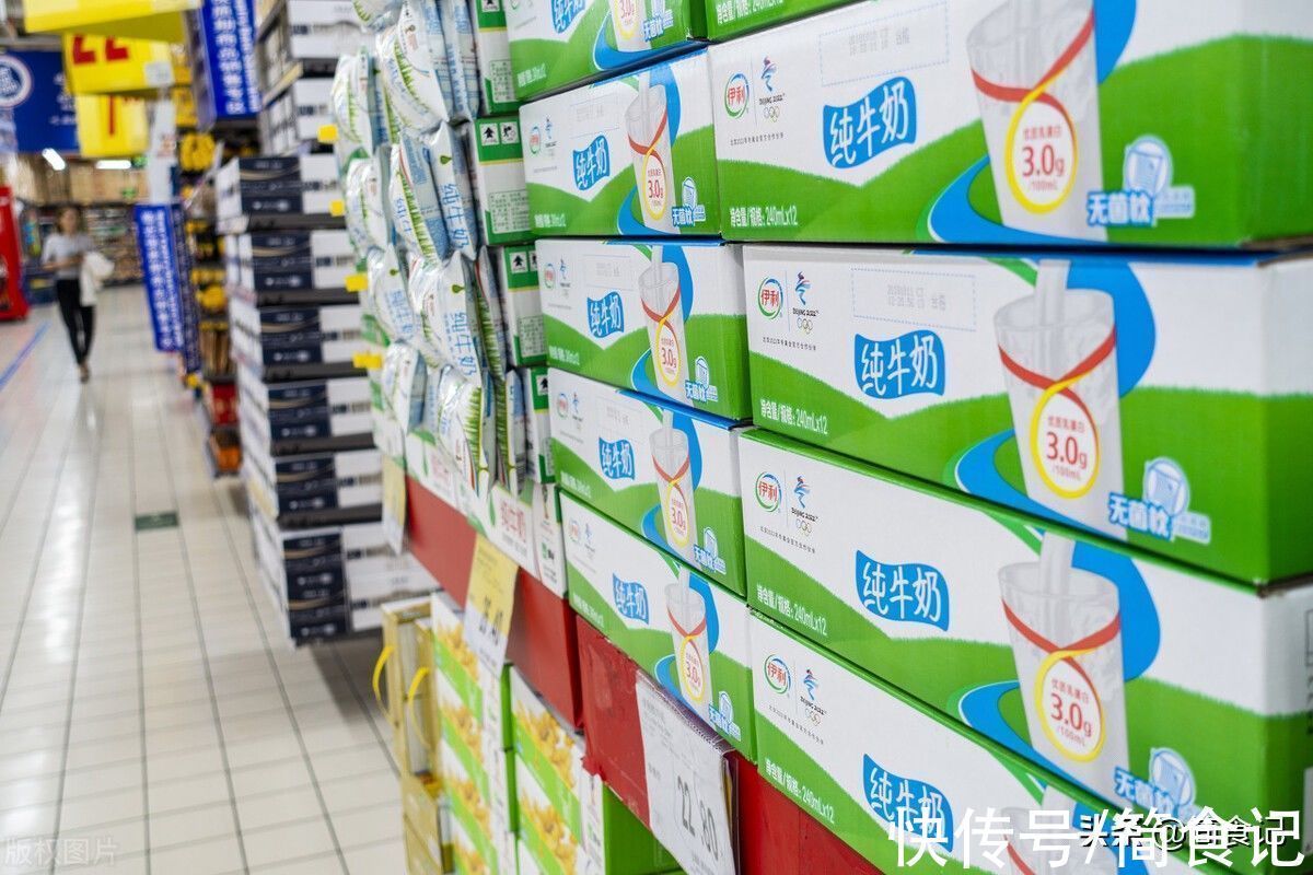 盒装奶|瓶装奶,盒装奶,袋装奶,该怎么选?营养师:差别很大,别选错了