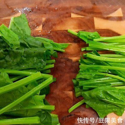 青线椒|新手增强自信心的凉拌菠菜！上桌秒光盘