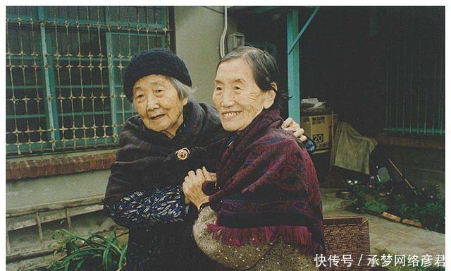 丈夫@她,用半辈子骂鲁迅,却不愿为丈夫做一碗汤,离婚后在孤独中逝去