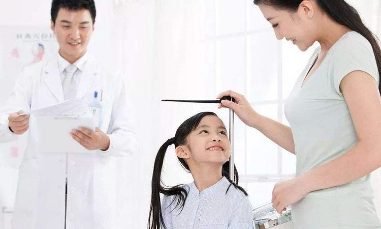 阶段|青春期阶段,有四种行为影响身高发育,“大长腿”可能要和你拜拜