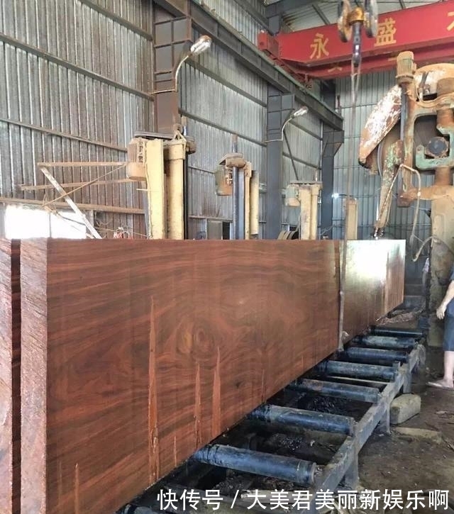 非洲|带大家认识“灌了钢筋和水泥”的千斤实木大板,你还会上当吗?