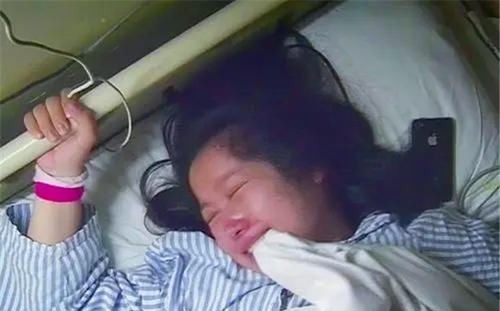 心理准备|生完小孩后,医生如果再次把手伸进产道,可能是在救产妇