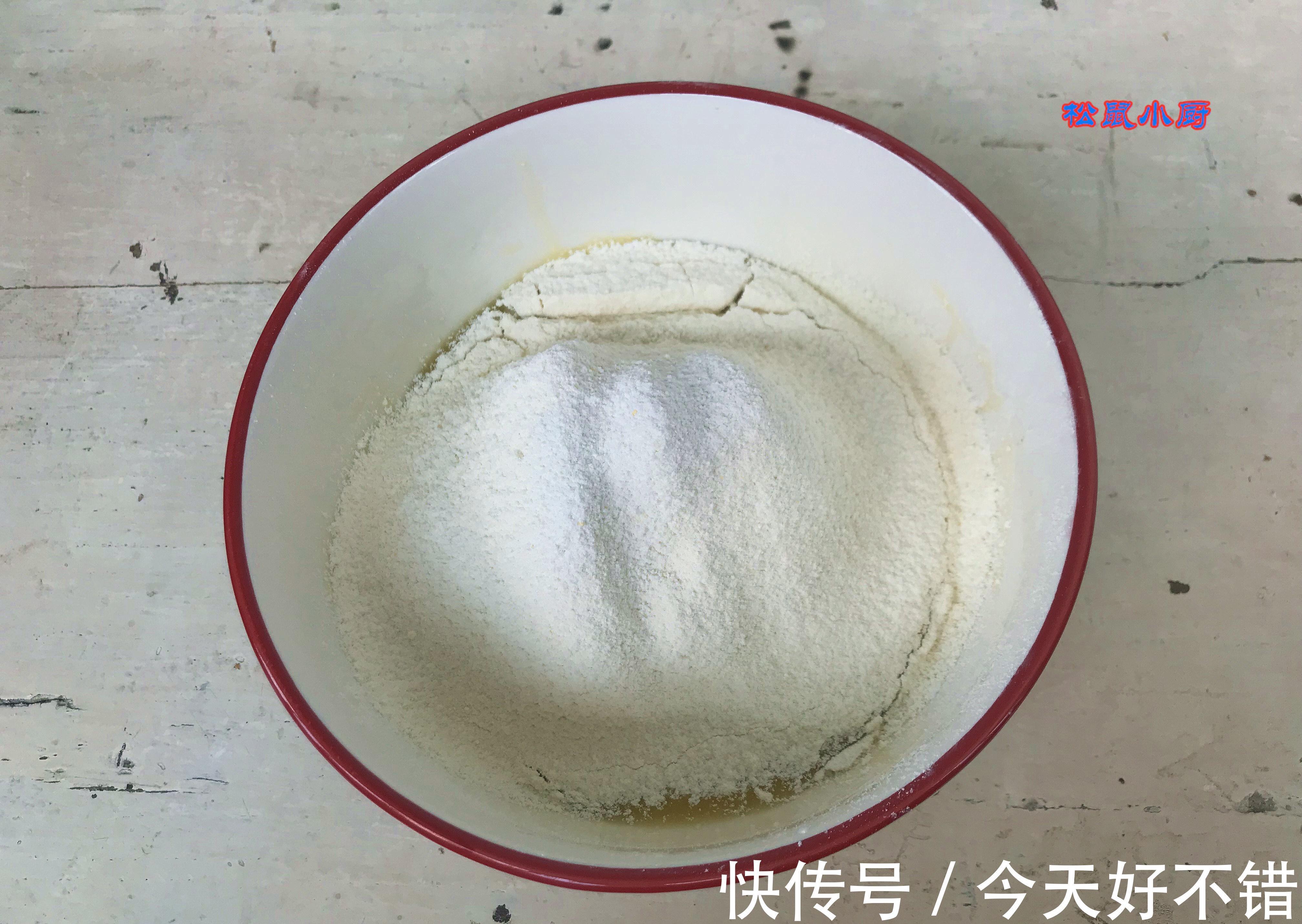 2碗面粉半碗玉米面做核桃酥，一碰就掉渣，一咬满口酥，真香！