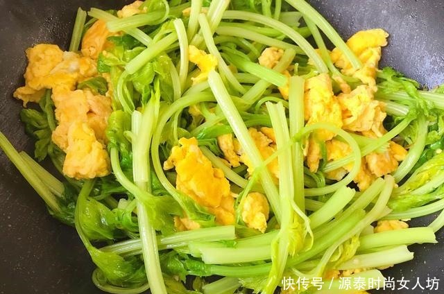 这个菜我见到就会买,搭配2个鸡蛋一起炒,清香脆嫩,非常下饭