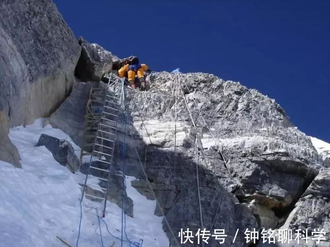 登山|珠峰著名的遗骸：绿靴子，已成登山地标，时隔20多年为何不安葬？