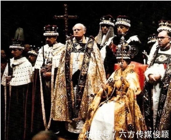 珠宝|英女王辉煌一生，拥有的珠宝不计其数，皇冠却是最为耀眼的存在