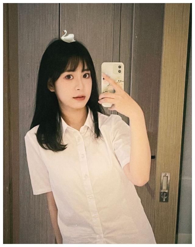 好好的恋爱综艺,变成了“男男官宣”,女嘉宾:是我们不够美吗?