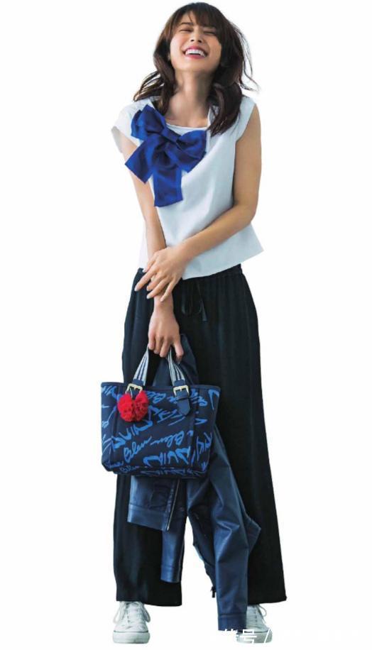 下半身|“日杂”爆火的几款时尚配色,简约高级又减龄,照着穿搭气质翻倍