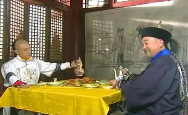 胜过|清朝有一大官,老婆被人抢走都不敢反抗!康熙却说他胜过百万雄兵