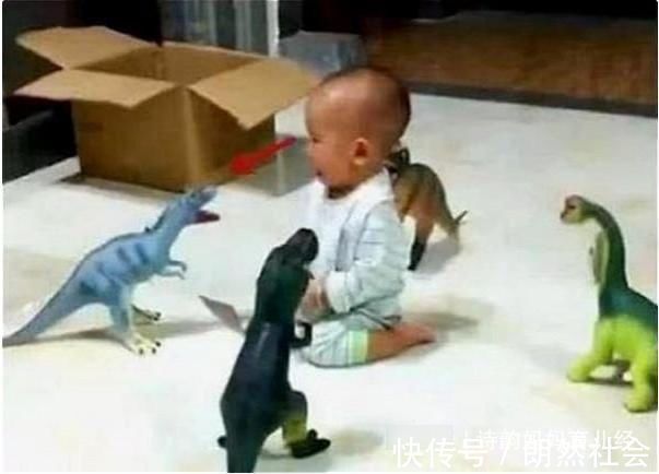 四大神兽|宝爸为打游戏,派“四大神兽”镇守宝宝,宝宝:咋滴想封印我啊