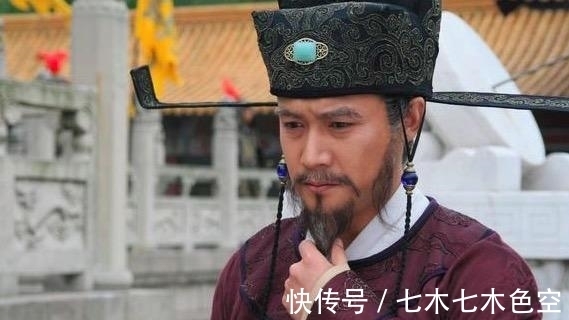 开篇|苏轼被贬黄州,写下人生最孤独的一首词,开篇就是千古名句!