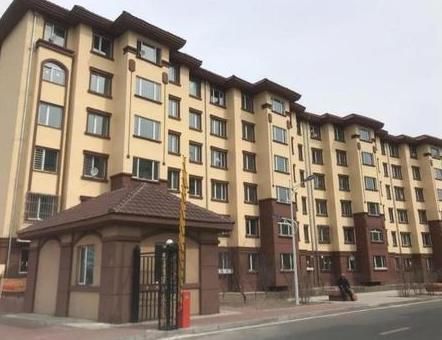 售楼小姐|楼层不好选售楼小姐劝谏一栋楼不管有多少层,最好别买这两层