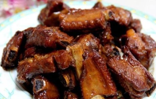 焯水|炖排骨时第一步不能错大厨传授正确方法,排骨鲜嫩多汁无腥味