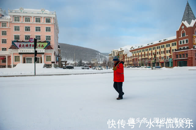 实访|实访-35℃中蒙边界小城，没车红绿灯是摆设，大街上只见3种人