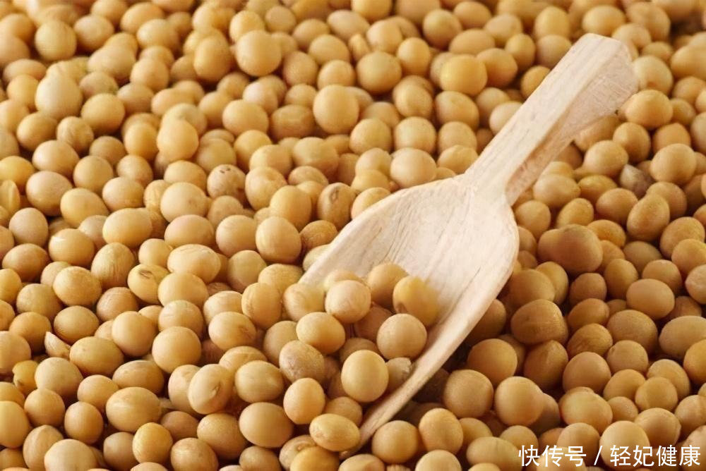 黑色食物|轻妃推荐:便秘吃什么好,5种清肠排毒食物,轻松赶走便秘!