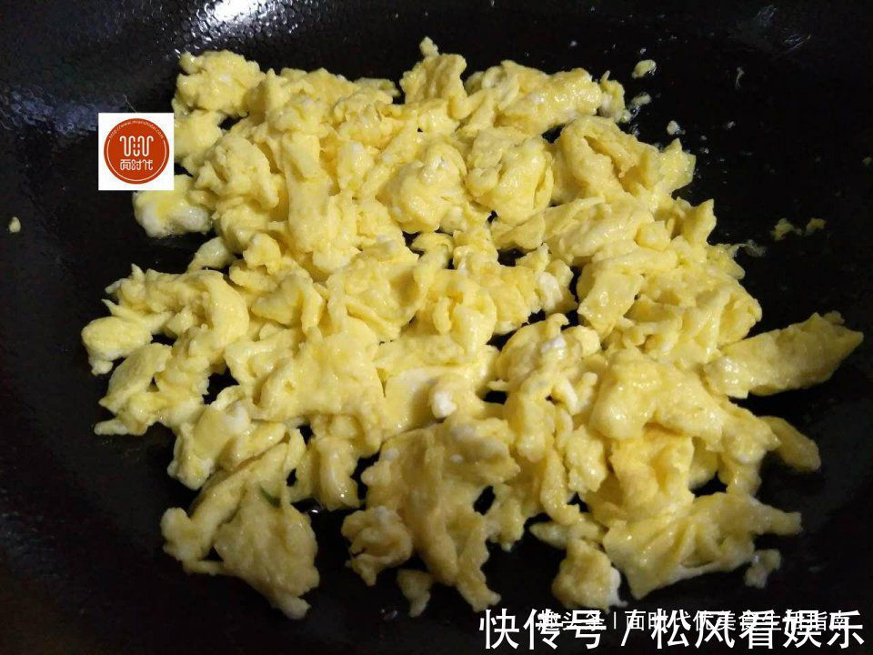 入味|丝瓜和这两样一起炒，可口下饭，入味又下火，你真的不能错过！
