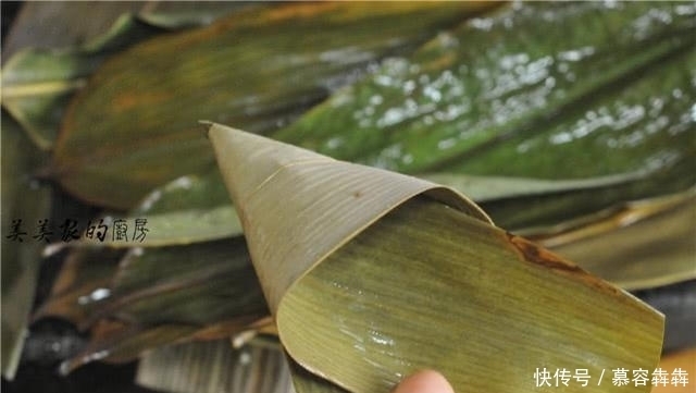 早餐|减肥早餐最佳搭配,粽香玉米糕,低脂高纤又柔软,一上午都不饿!