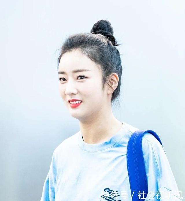 丸子头 还在为发型而烦恼这些款式值得尝试,百搭唯美容易上手!