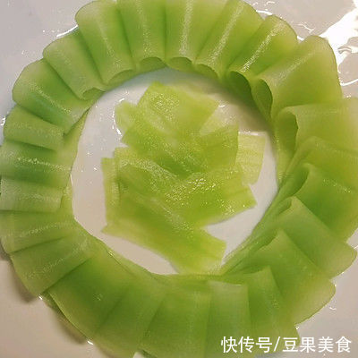 葱香鲍鱼|新年一道寓意极好的美食，一夜暴富～葱香鲍鱼