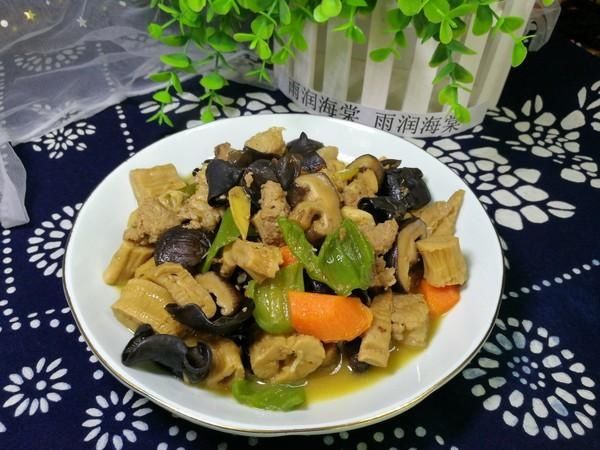 这菜一年四季都不过期，一买就是三四斤，鲜嫩营养，怎么都吃不腻