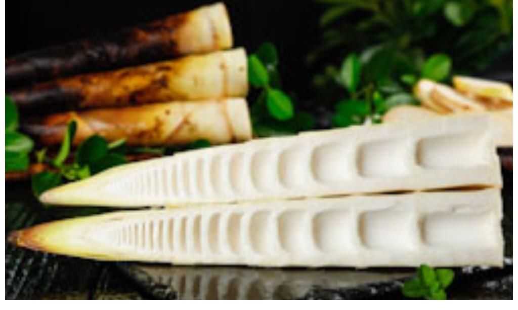 补充蛋白质|48岁大哥一年骨折3次，医生：3种食物每天吃，骨头“碎成渣”