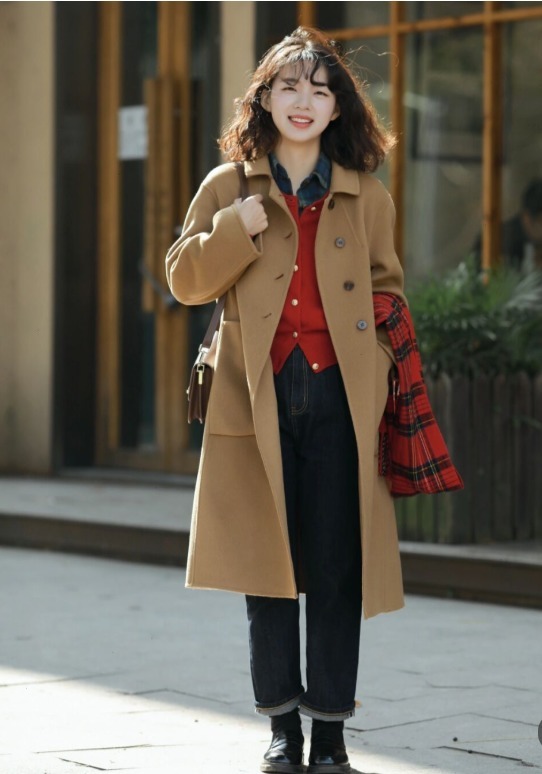 棕色大衣 棕色大衣烂大街?学博主这样搭配,158cm也能穿出强大气场!