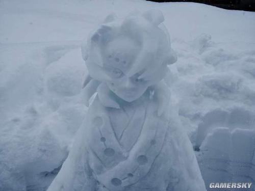 日本推特兴起堆“动漫雪人” 胖虎雪人神还原