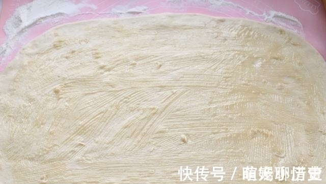 平底锅也能做的红豆馅酥饼，猪油黄油都不用，香甜美味酥掉一地渣