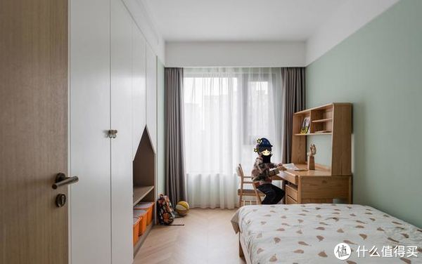 衣柜|成都夫妇155㎡的家，仅凭一个客厅就圈粉无数，不要电视墙太香了