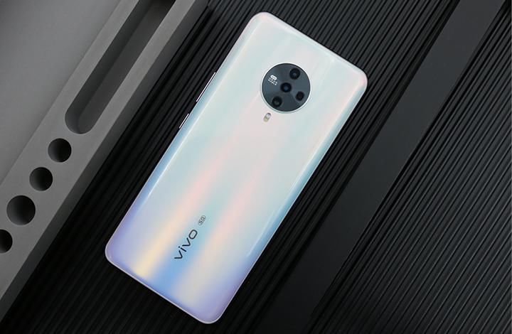 mAh|跌至1879元，三星AMOLED屏+双模5G+4500mAh，无人问津