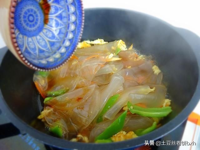 晚餐|没想到这东西这么好吃，晚餐就这一盘，没吃主食也顶饱，真香