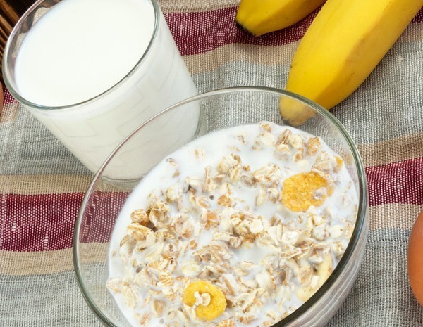 身高|2种水果是孩子发育的“绊脚石”,58岁专家长个慢,春季娃少吃