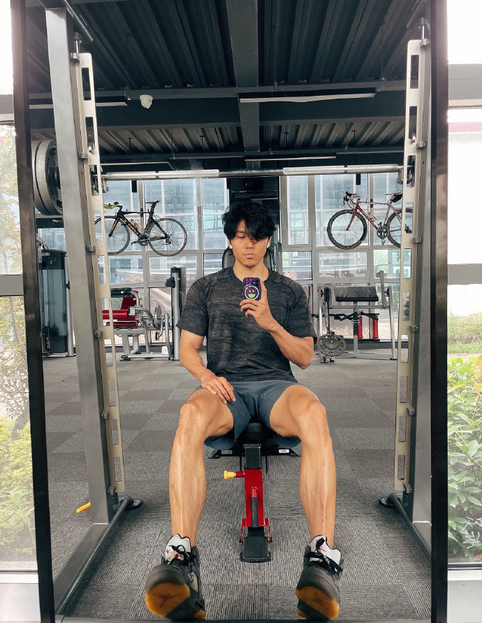 35岁肌肉大男孩, 三分练七分吃, 看他的伙食就知道为啥又高又壮了