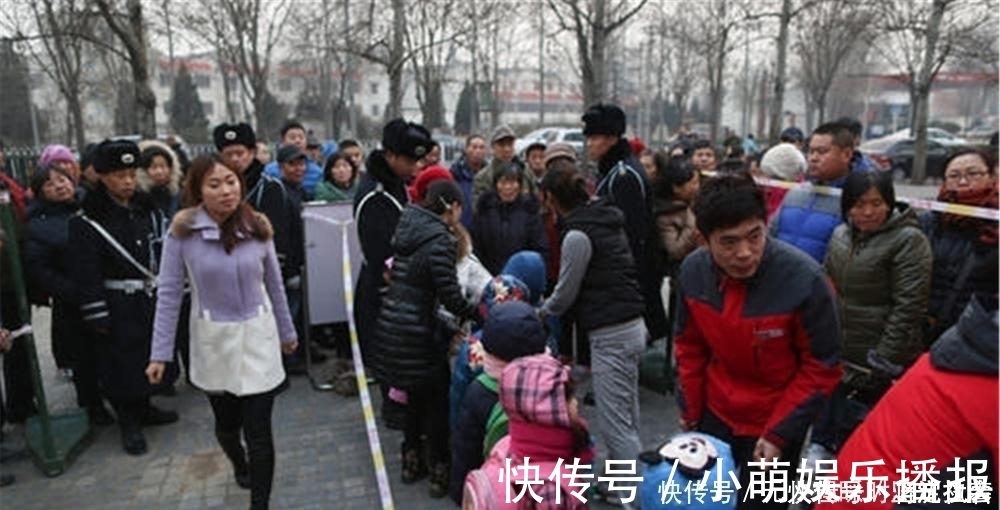 校车|从谁接送孩子上学,就能看出一个家庭不少问题,看看你家准吗?