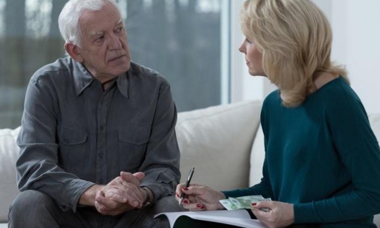 突发性|脑供血不足,脸上一般会有3种表现,若你1个不占,血管还算健康