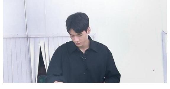 姚安娜|中餐廳迎來第五季，看到飛行嘉賓，網友直呼：這一季夠精彩