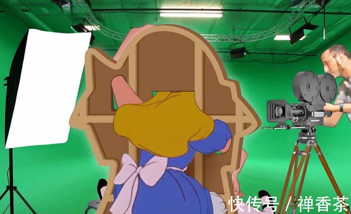 绿衣人|揭秘迪士尼绿背景,坐魔毯全靠平衡力,大海变娃娃池,现场太沙雕